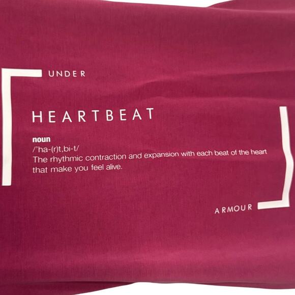 Under Armour Heartbeat T-Shirt Women’s XS Pink Graphic Open Back - Picture 3 of 6